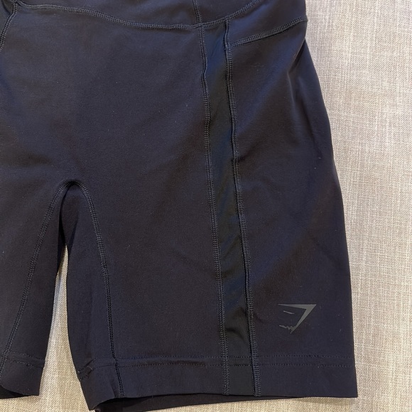 GYMSHARK Whitney Simmons shorts - Picture 2 of 8